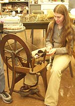 Spinning yarn in plant textiles and dyes class.