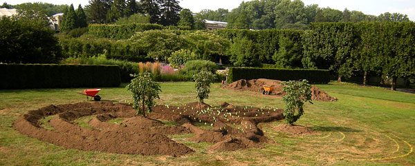 Longwood Gardens living sculpture installation